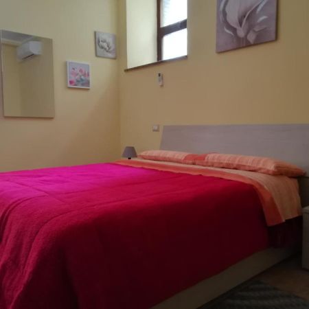 La Corta Di Spello Camere Bagian luar foto