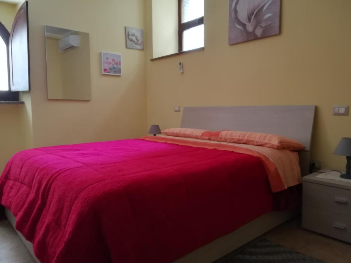La Corta Di Spello Camere Bagian luar foto