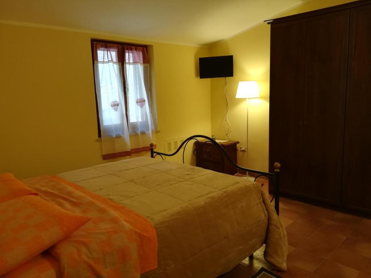 La Corta Di Spello Camere Bagian luar foto