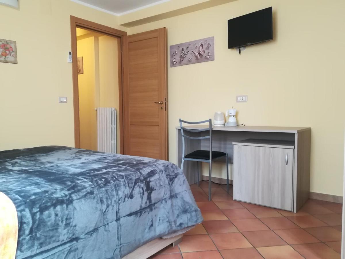La Corta Di Spello Camere Bagian luar foto