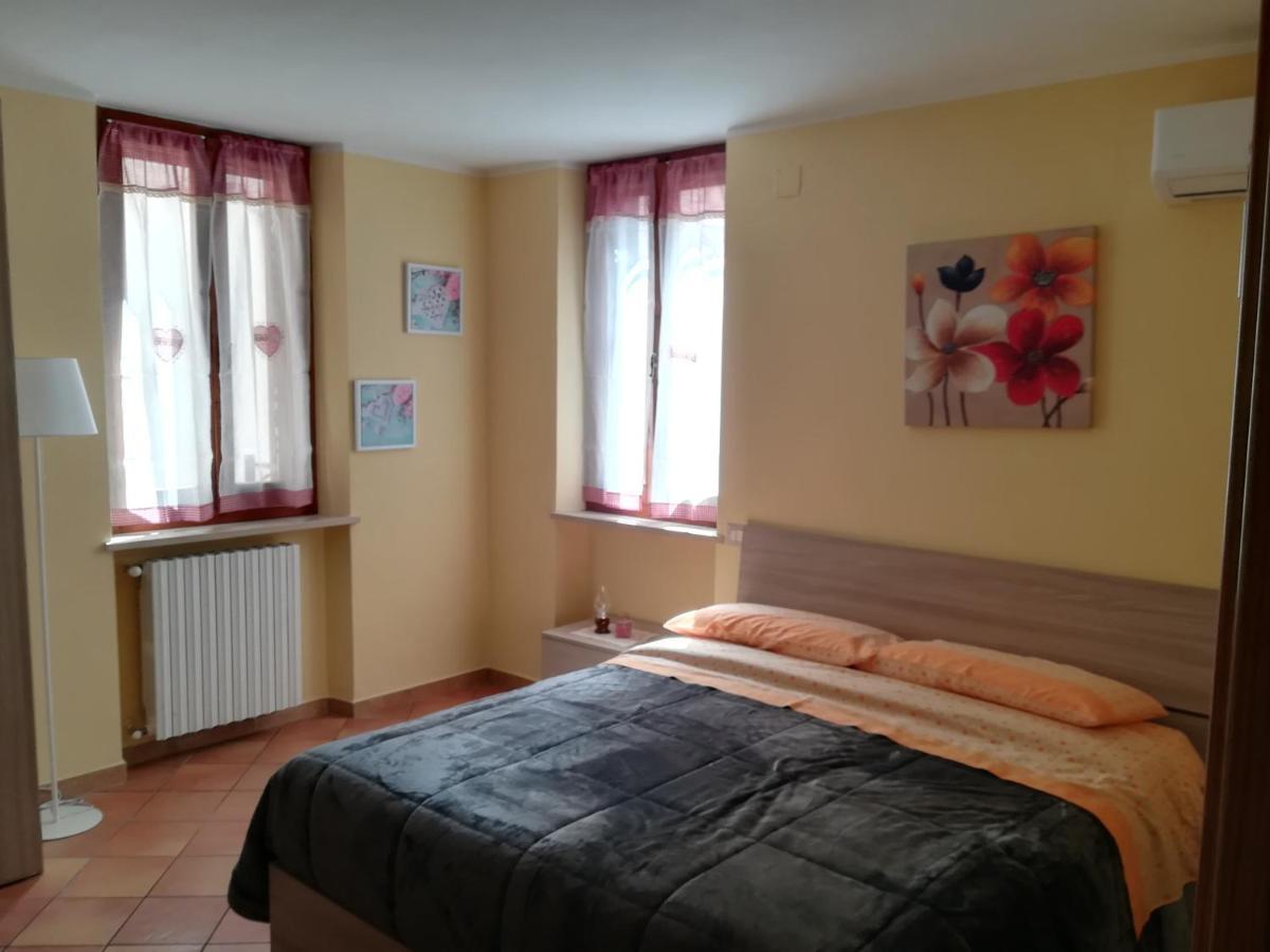 La Corta Di Spello Camere Bagian luar foto